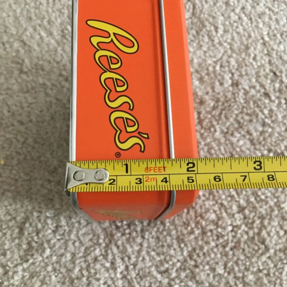 Repop Reese’s Tin - Picture 5 of 7